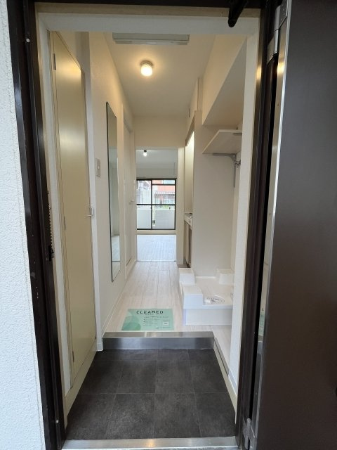 新宿区下落合３丁目の賃貸マンションの玄関