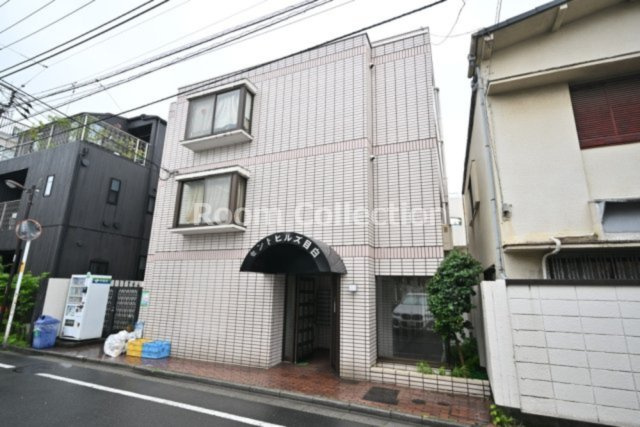 新宿区下落合３丁目の賃貸マンションの外観