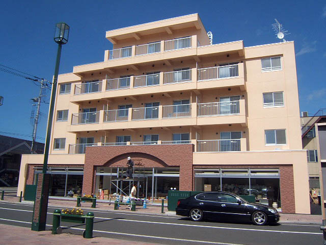 ハピネス１２ビル