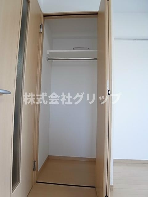 横浜市神奈川区大口通の賃貸マンションの収納
