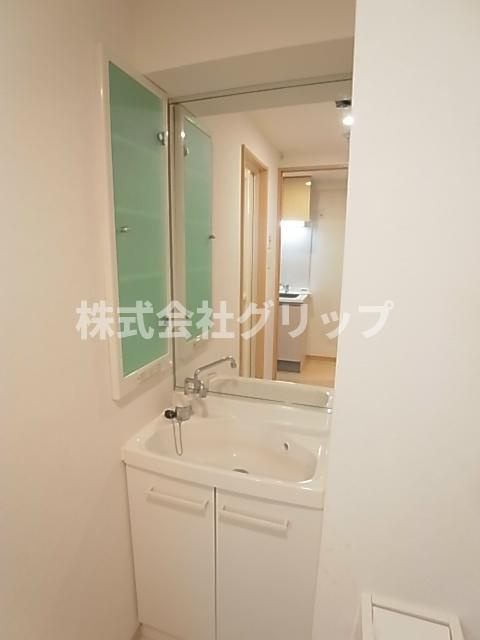 横浜市神奈川区大口通の賃貸マンションの独立洗面台