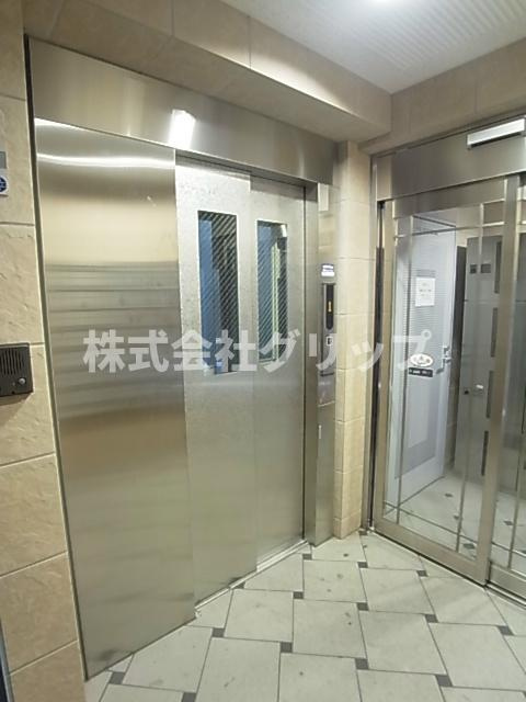 横浜市神奈川区大口通の賃貸マンションのロビー