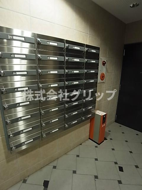 横浜市神奈川区大口通の賃貸マンションの外観