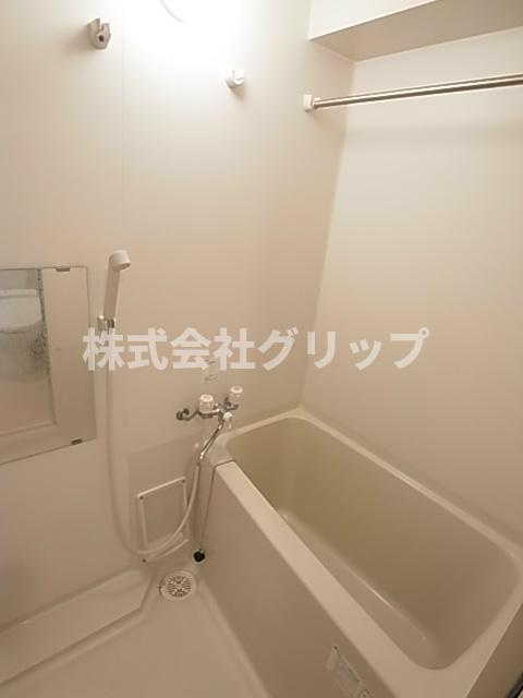 横浜市神奈川区大口通の賃貸マンションの浴室