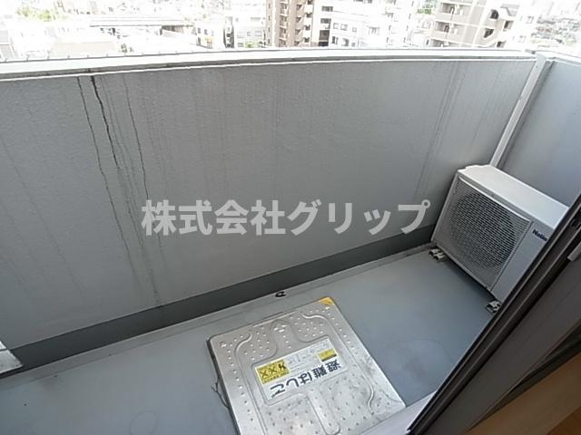 横浜市神奈川区大口通の賃貸マンションのバルコニー