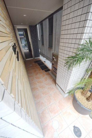 プラム二長町のエントランス