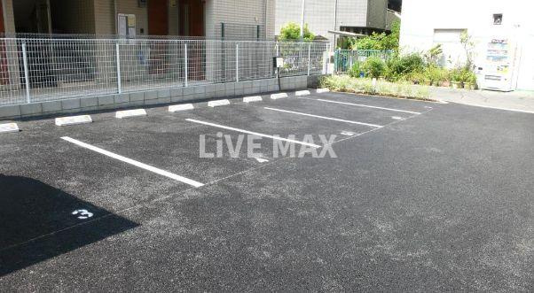【駐車場】アルコバレーノ