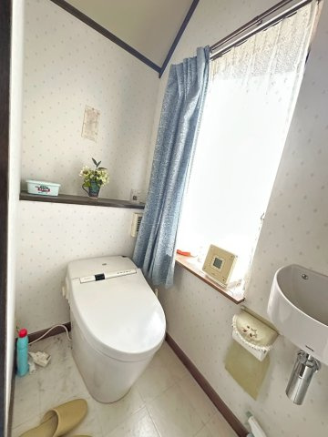高崎市浜尻町既存住宅のトイレ