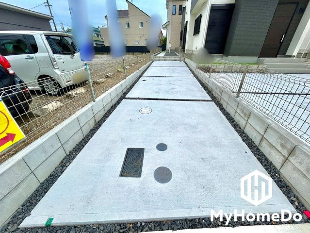 守山区小幡4丁目の駐車場|ゆとりあるカースペース。自転車やバイクを置くスペースとしても便利です。