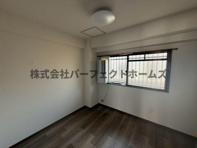 ハウスホルドの洋室|スタンダードな洋室です