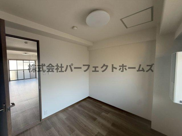 ハウスホルドの洋室|きれいな洋室です