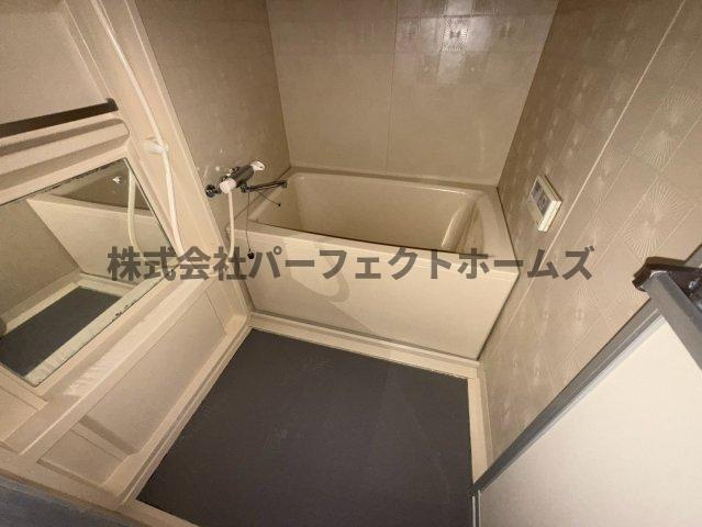 ハウスホルドの浴室|日々の暮らしに欠かせないお風呂です
