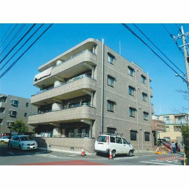 東川口ガーデンプラザ六番館の外観