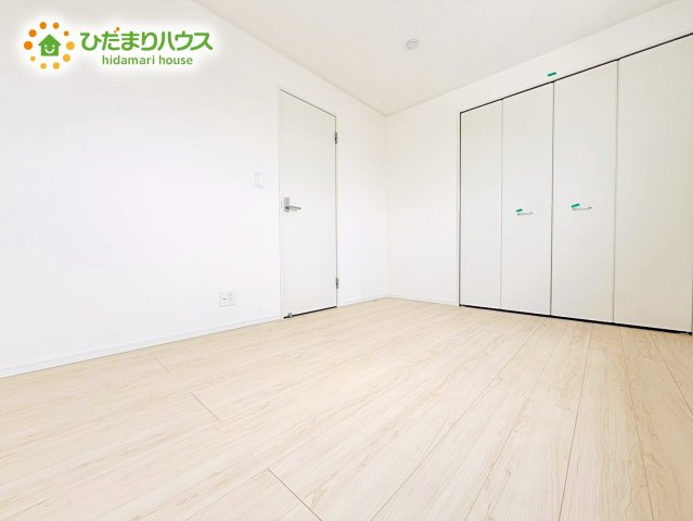 【洋室】 | 小美玉市羽刈第3　新築戸建　3号棟 | ご家族様一人ひとりの大切なプライベート空間。シンプルなデザインなので、趣味・感性で個性的に飾ることができます♪