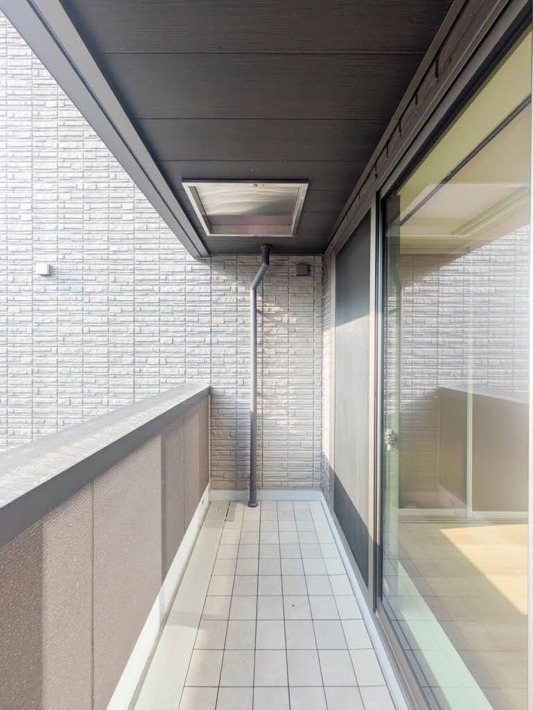 シャーメゾン　新屋敷　Ｐｒｅｍｉｕｍのバルコニー