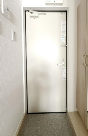 グリーンリヴィアＳの玄関