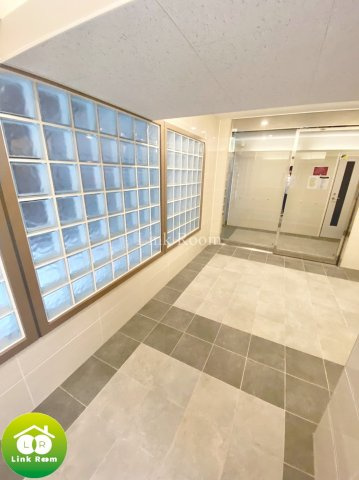 VALESIA森下シティのエントランス