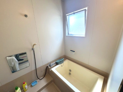 阪南市緑ヶ丘３丁目　中古戸建の浴室