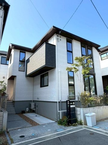 豊中市宮山町3丁目　中古戸建の外観|建物外観を気になさる方へ、見た目の良い物件です