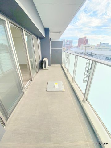 グレースリバー中之島　仲介手数料無料のバルコニー