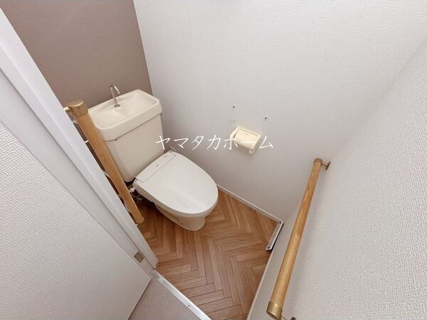 丸山住宅5棟のトイレ