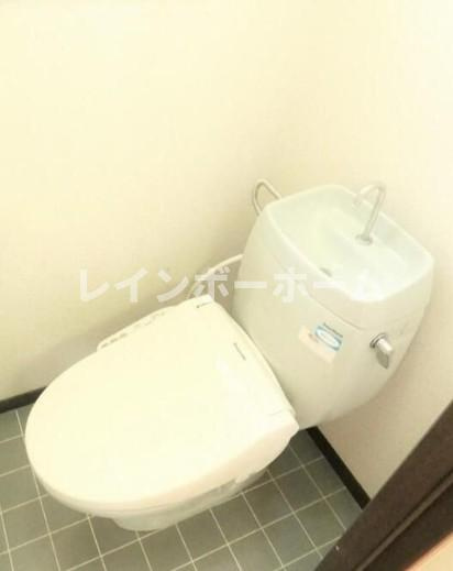 カーサパピヨンⅦのトイレ