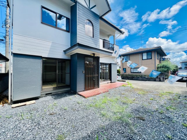太田市新道町の庭|広々としたお庭は、家庭菜園やBBQなども楽しめます♪