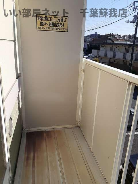しいの木ハウスのバルコニー|開放的で明るい空間を演出してくれるバルコニーです