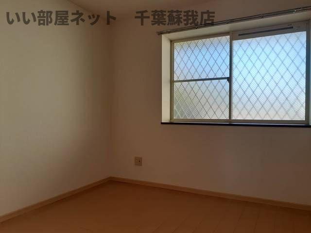 しいの木ハウスの寝室|使い勝手のいい寝室です