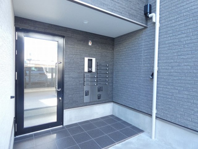 【エントランス】 | ilusion六番町