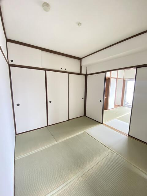 行徳第二アクウェリヤスハイツの和室
