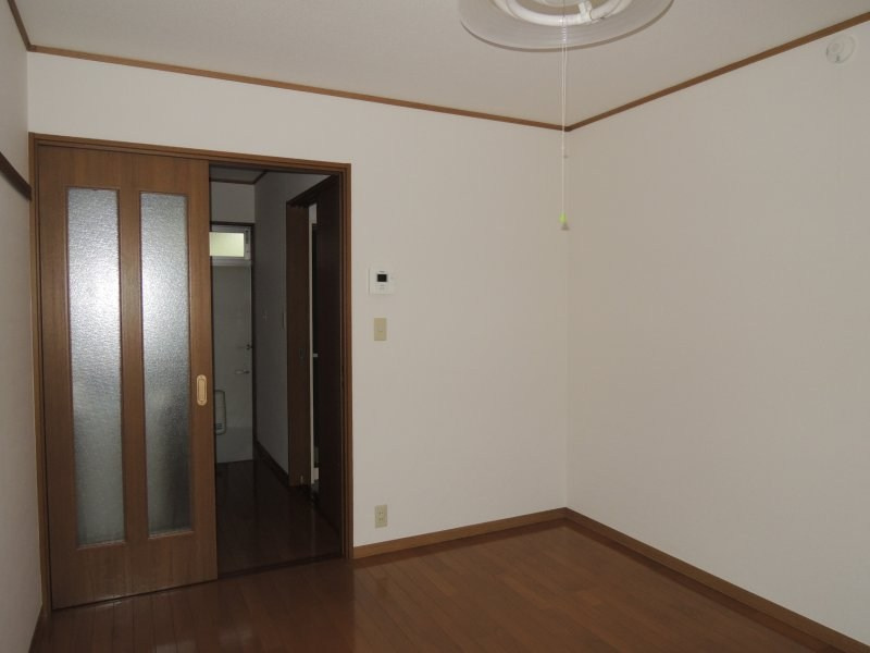 川崎市多摩区布田のアパートのその他
