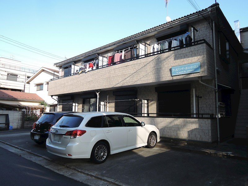 川崎市多摩区布田のアパートの外観