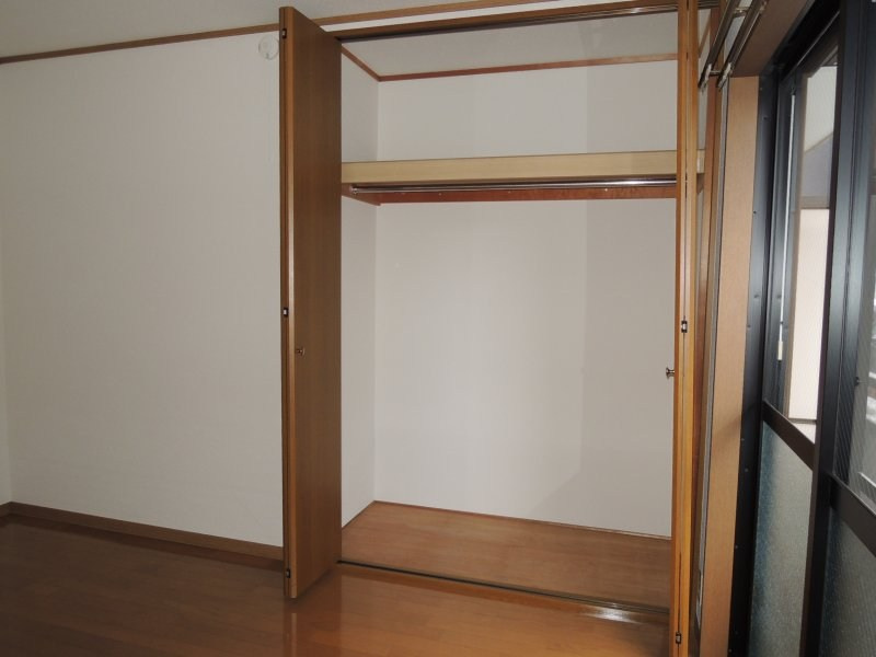 川崎市多摩区布田のアパートの収納