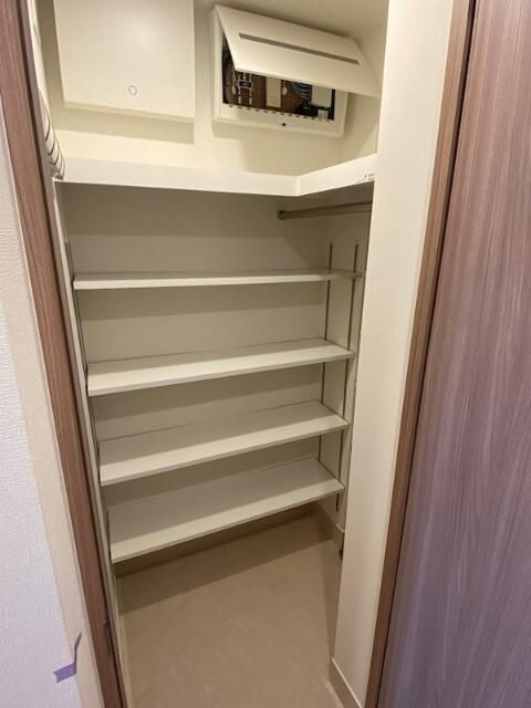 フレンシア目黒洗足の収納
