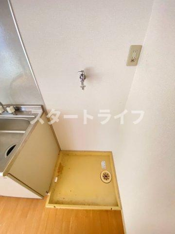 大阪市東淀川区西淡路４丁目のアパートの洗面所