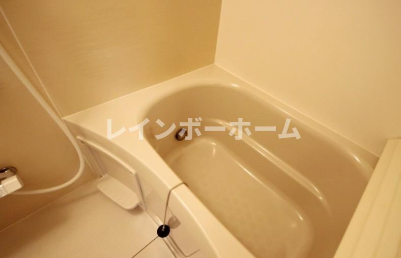ヴェルテ塩焼の浴室|お風呂で日々の疲れを落としましょう