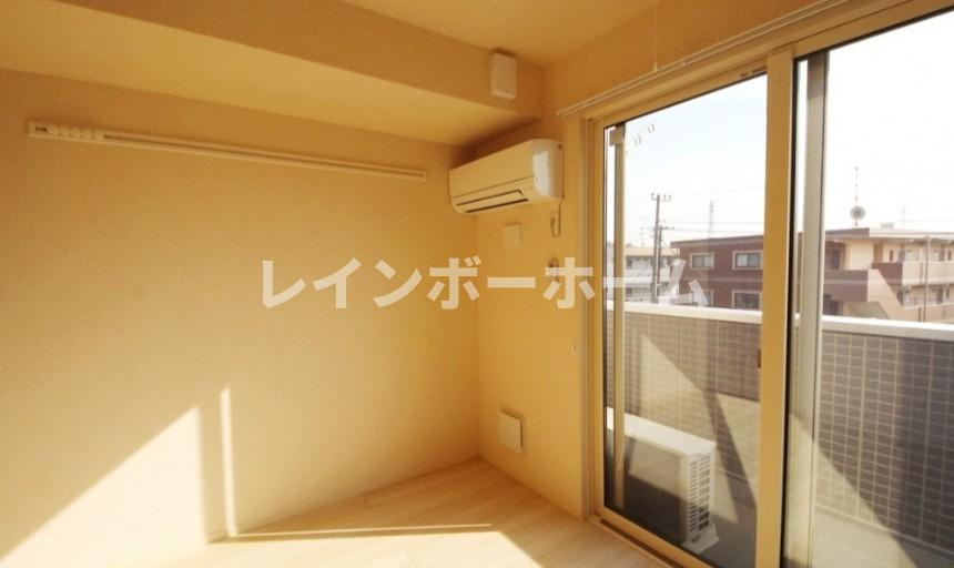 ヴェルテ塩焼の居間・リビング|ゆったりとした居間です