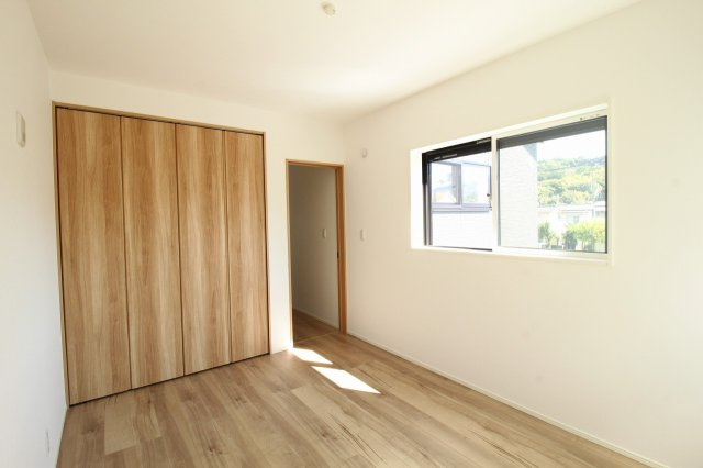 東石立町　新築戸建　2号棟　（全2区画）の洋室|2Ｆ　西の部屋　6.0帖+CL