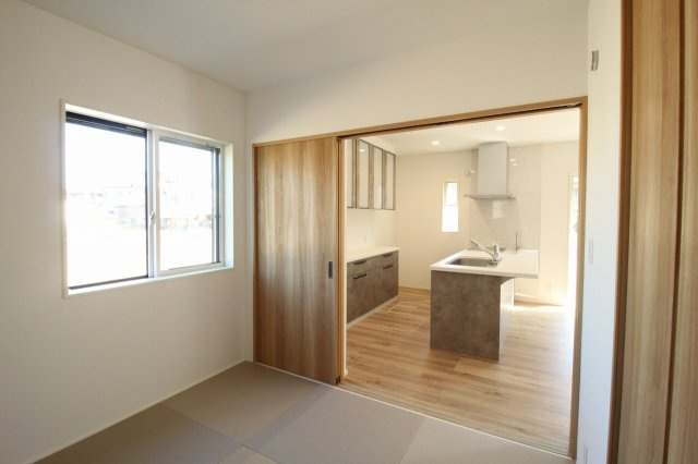 東石立町　新築戸建　2号棟　（全2区画）の和室|1Ｆ　4.5帖