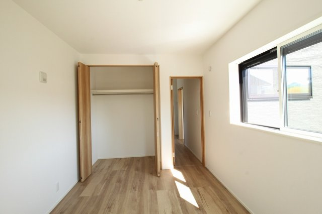 東石立町　新築戸建　2号棟　（全2区画）の洋室|2Ｆ　西の部屋　6.0帖+CL