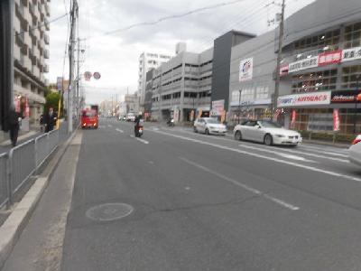 京都四条グランドハイツの周辺|前面道路