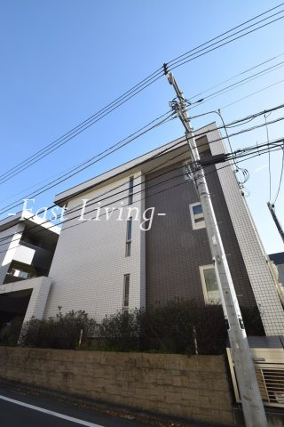 シェモア西のエントランス