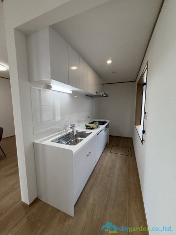 小田原市寿町4丁目　中古戸建のキッチン