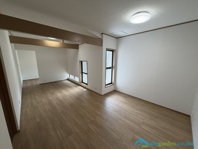 小田原市寿町4丁目　中古戸建の洋室