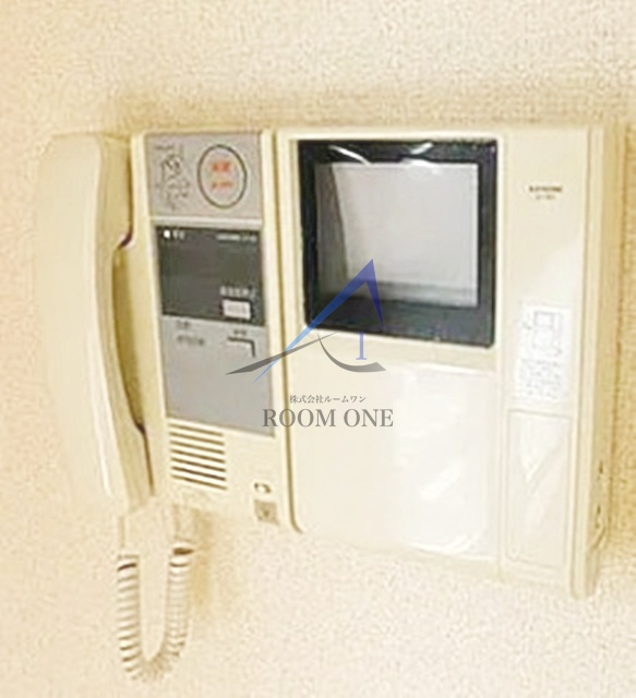 カナルマルテのセキュリティ|モニター付きインターホンです。