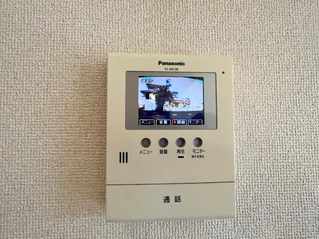 サニートレッフの内装|カメラ付インターホン