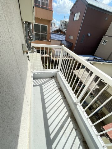 【バルコニー】