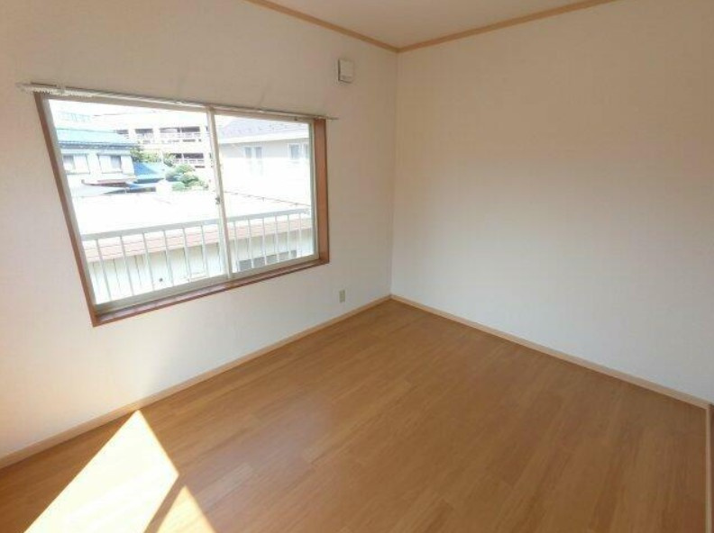 パールハイツ山崎の子供部屋|子供部屋としても使い勝手の良いお部屋です