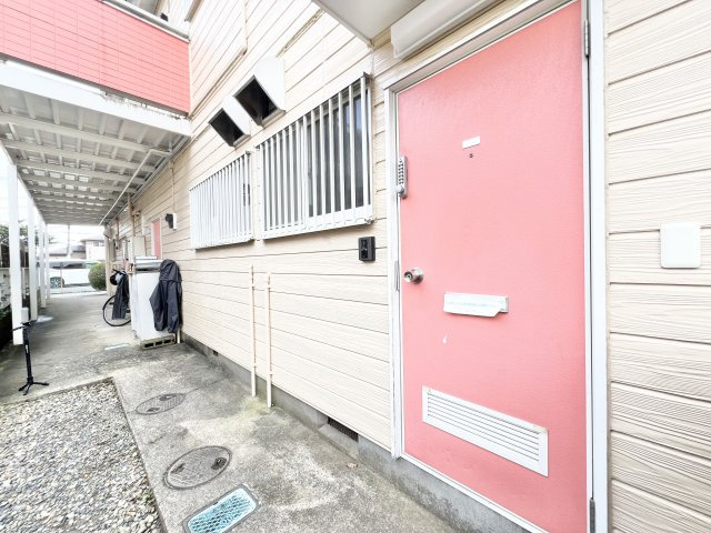 パールハイツ山崎の玄関|落ち着いた玄関です